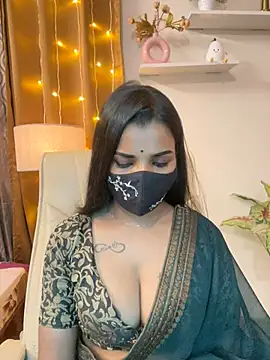 its_ur_flora's Live XXX Chat