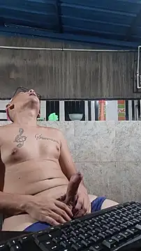 Alan_CS Live XXX Chat