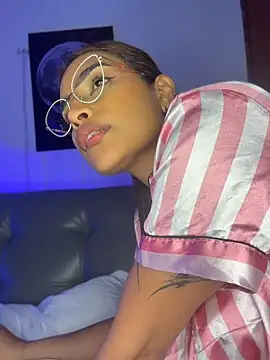 _maykan Live XXX chat