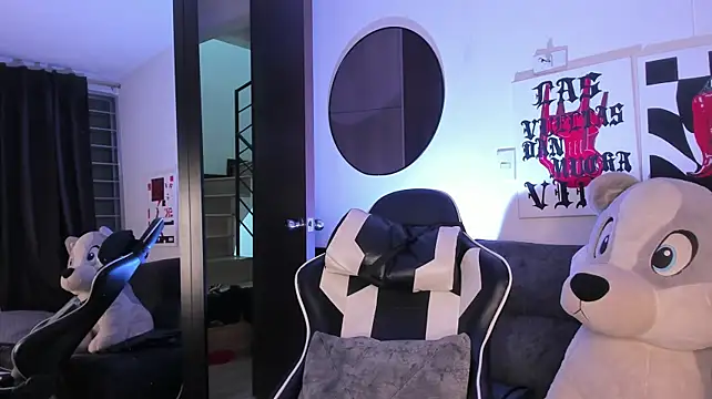 Alessandro_Vanni élő XXX-chatje