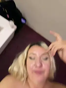 NibiruNairobi69's Live XXX Chat