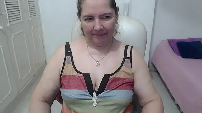 leonela_69 – Live XXX-chat