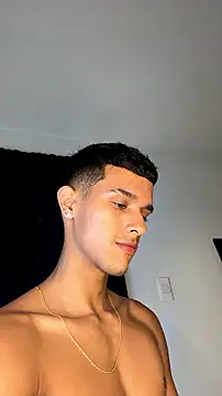 BusterspinterのライブXXXチャット
