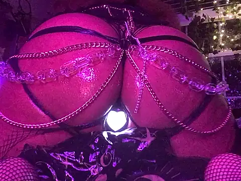 Sexy_ebony_BunNey: онлайн-секс-чат