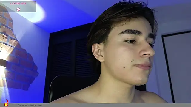 Connorr_01 – Naživo XXX chat
