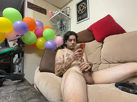 Izzy1369 Live XXX-Chat