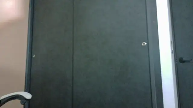 Chat XXX en directo de eren_jeager