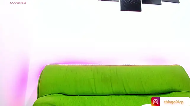 Chat XXX en directo de thiago__cp01