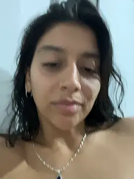 BrittanyDiaz XXX чат на живо