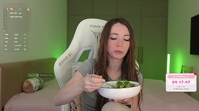 XXX chat uživo modela moleculegirl