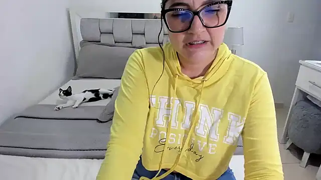 Camilaa_bueno Live XXX-Chat
