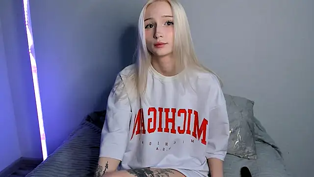 on1yforyou Chat XXX in diretta