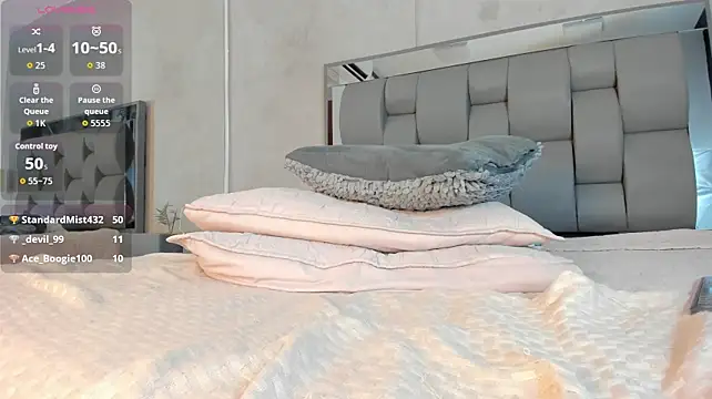 Živý XXX chat heidi_aldridge