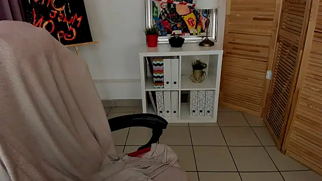 mekurisu Adlı Modelin Canlı XXX Sohbeti