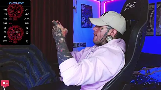 jhonny__ackerman élő XXX-chatje