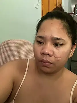 -CLARAMommy-'s Live Chat Room