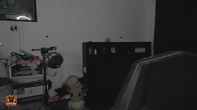 DevilPup75_ Live XXX-Chat