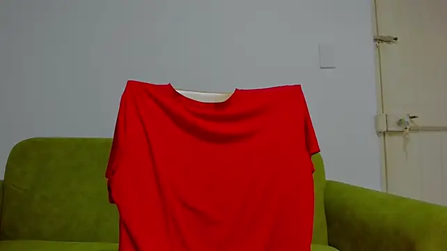 Rocky_Muscle 即時 XXX 聊天