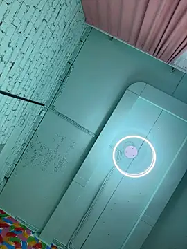 AllaTousNew 现场XXX聊天