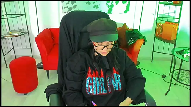צ'אט XXX בשידור חי של NeoGeisha