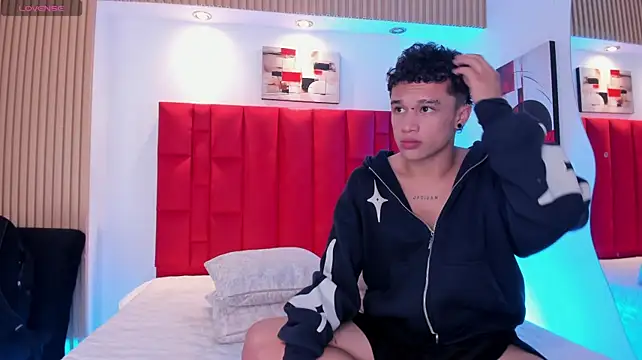 LiamWildx20 Webcam Show