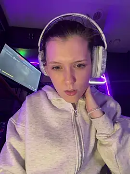 Lilactease's Live XXX Chat