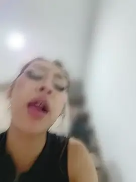 Ounla_Sweet Live XXX-Chat