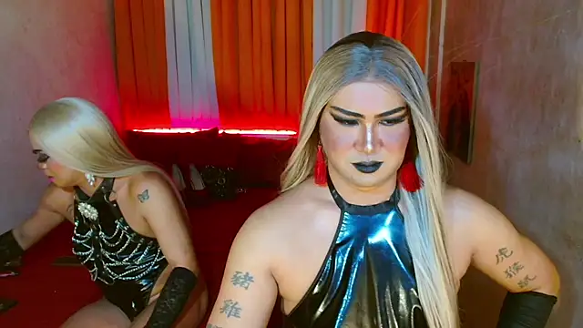 צ'אט XXX בשידור חי של Playful_Top_Shemale