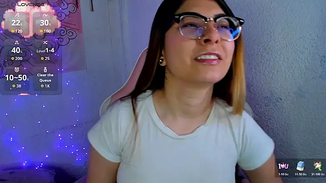 צ'אט XXX בשידור חי של abbie_jensen_