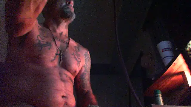 SlickDickyadown's Live XXX Chat