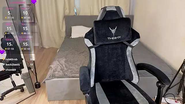 JuliaShyy Live XXX-Chat