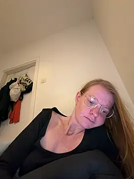 jannis1992 live XXX chat