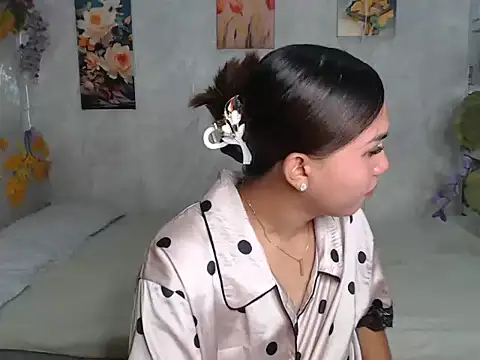 Živý XXX chat ur_asiankat