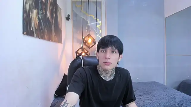 Cry_thereal: онлайн-секс-чат