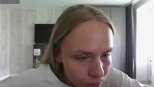 XXX chat uživo modela Annie_Cohn