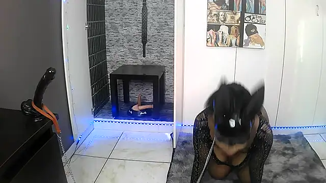 BaDSubMiss Chat XXX in diretta