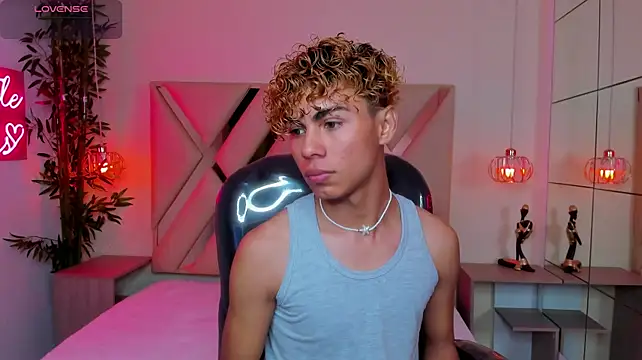Anyelo_Twink's Live XXX Chat