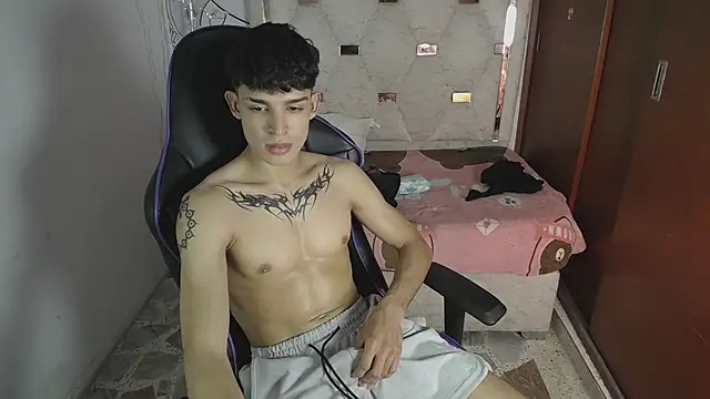 Liom_Gym Adlı Modelin Canlı XXX Sohbeti