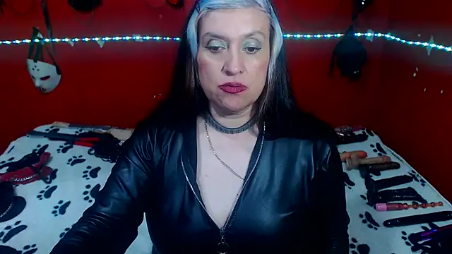 MATURE_Randy's Live XXX Chat
