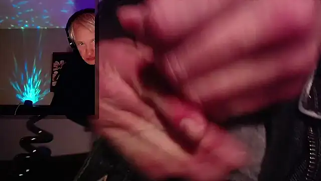 Czat XXX na żywo – Snarfle82