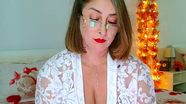 Tyana40's Live XXX Chat