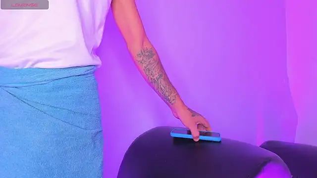دردشة WhyNotDestroy الجنسية المباشرة