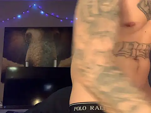 Chat XXX ao vivo de BWCJUICYJOSH