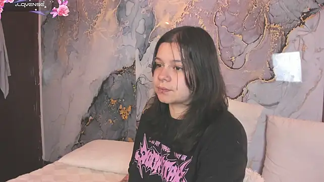 Mey_moon Adlı Modelin Canlı XXX Sohbeti