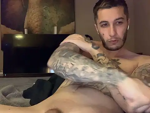 BWCJUICYJOSH élő XXX-chatje
