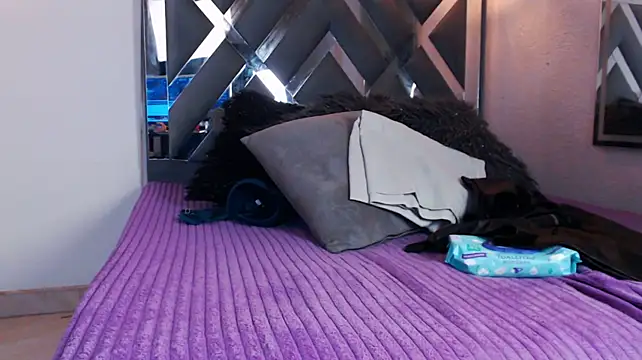 Rossi_ss1 – Naživo XXX chat