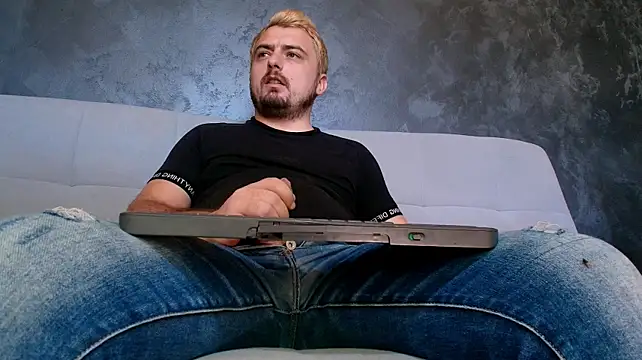 CLOUDYMarkWayne: απευθείας συνομιλία ΧΧΧ