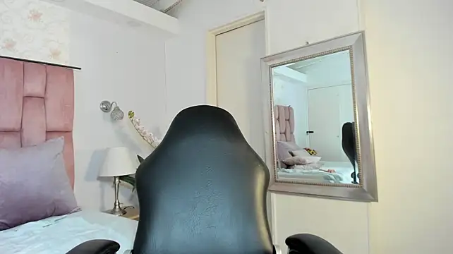 emma_castilloo Live XXX-Chat