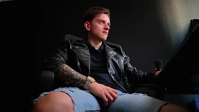 Chat +18 de FelixStarkk ao vivo