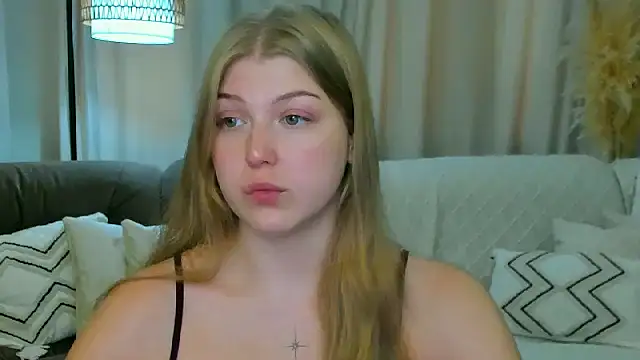 Chat XXX en directo de Stella_Light